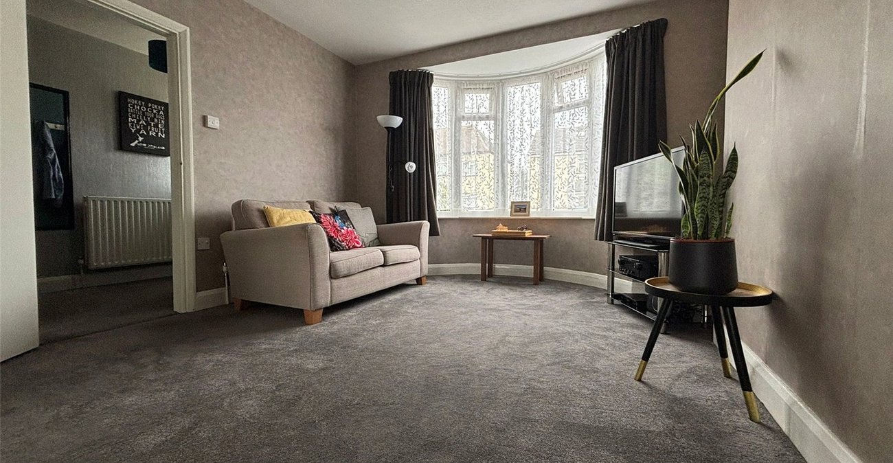 3 bedroom house for sale in Northfleet | Robinson Michael & Jackson