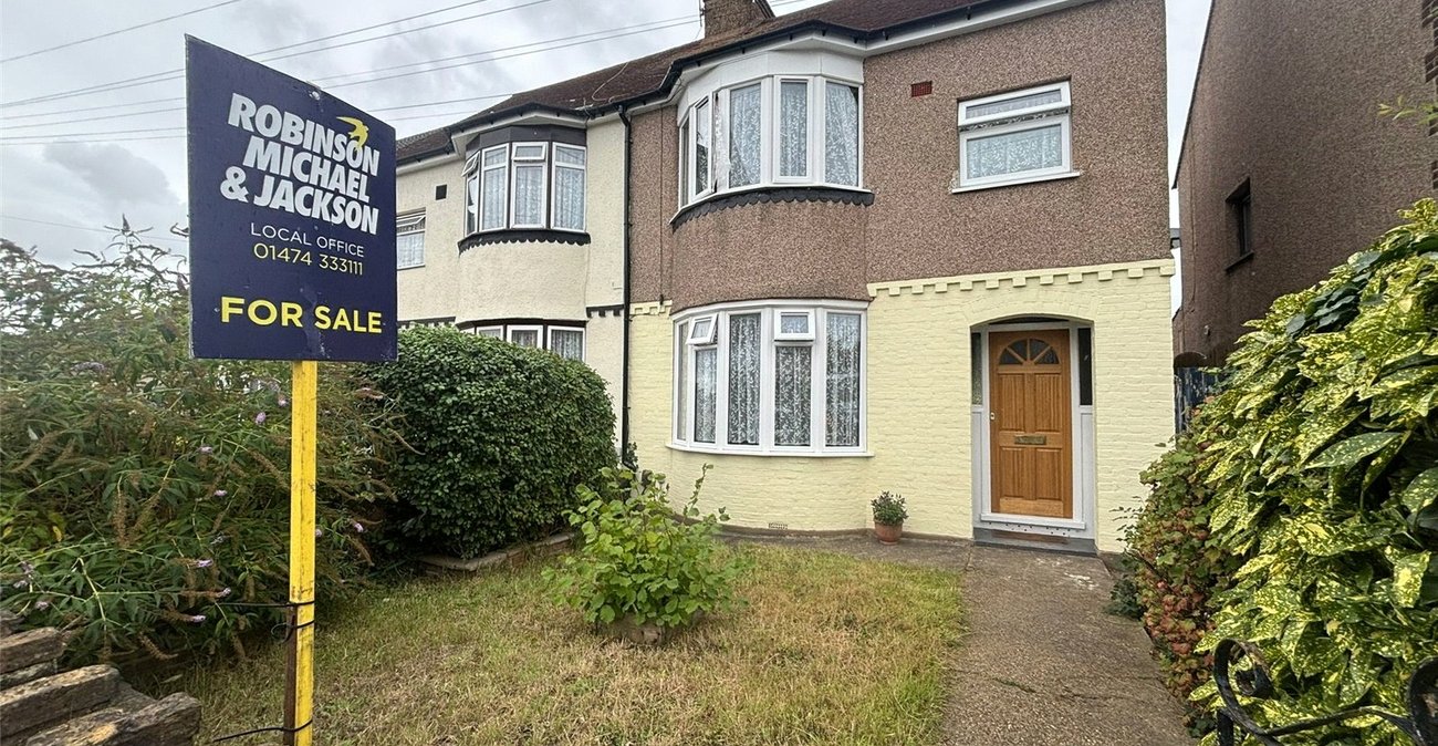 3 bedroom house for sale in Northfleet | Robinson Michael & Jackson