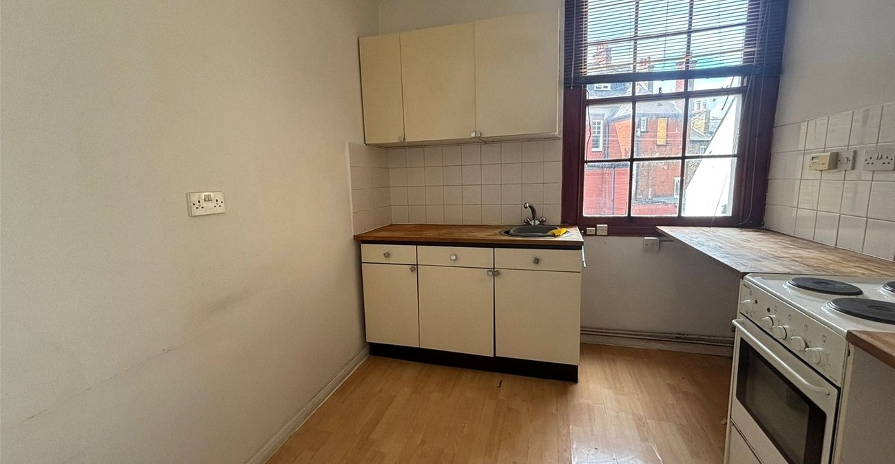 1 bedroom property for sale in Gravesend | Robinson Michael & Jackson