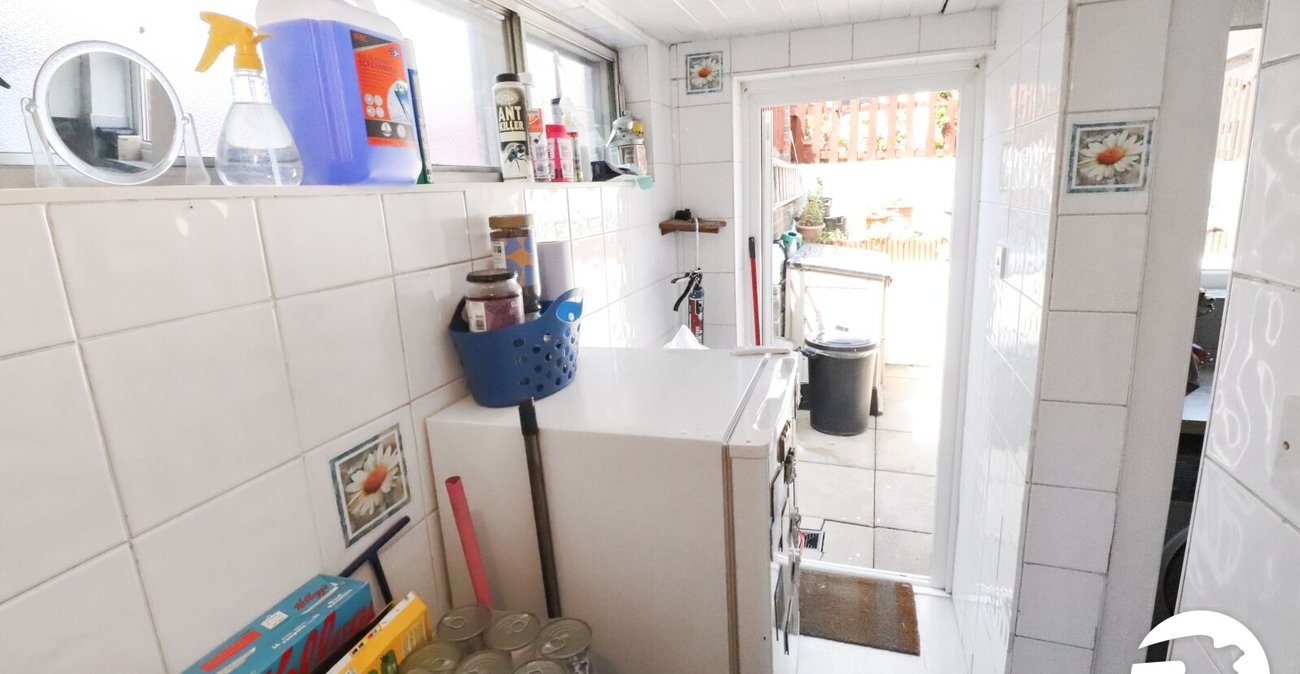 3 bedroom house for sale in Belvedere | Robinson Jackson