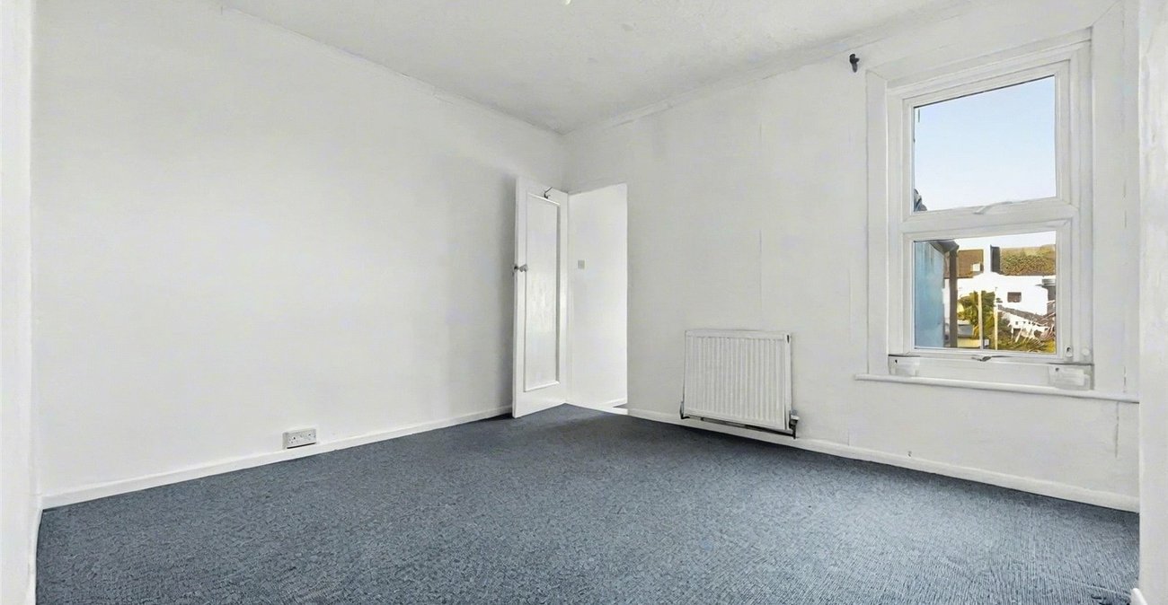 3 bedroom house for sale in Gillingham | Robinson Michael & Jackson