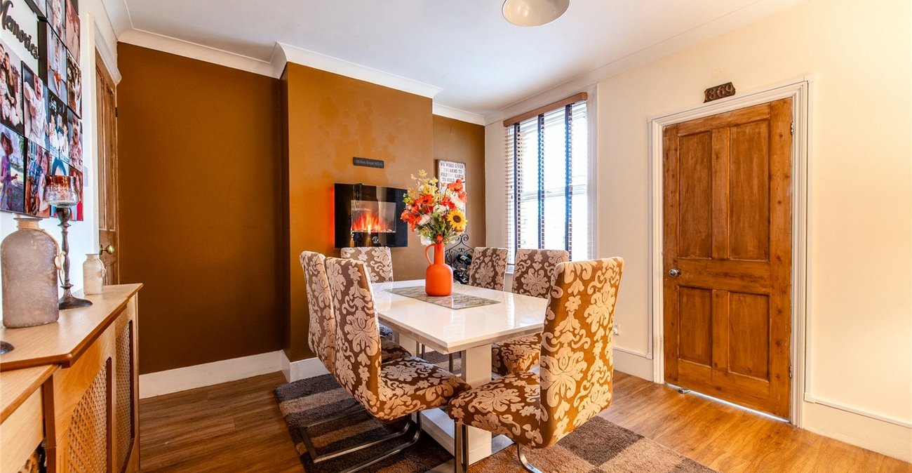 2 bedroom house for sale in Maidstone | Robinson Michael & Jackson