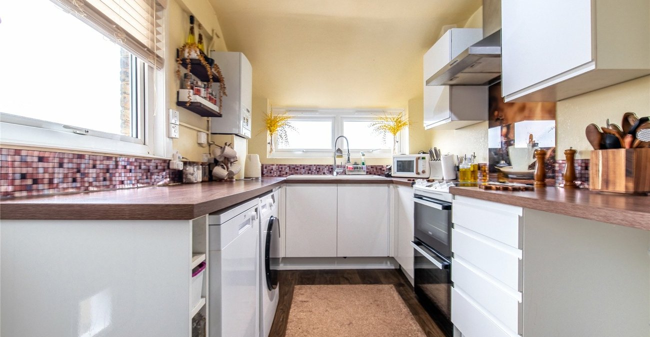 2 bedroom house for sale in Maidstone | Robinson Michael & Jackson