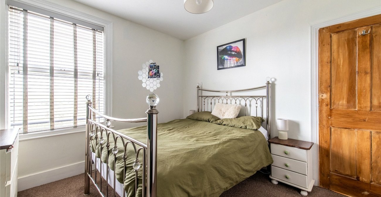 2 bedroom house for sale in Maidstone | Robinson Michael & Jackson