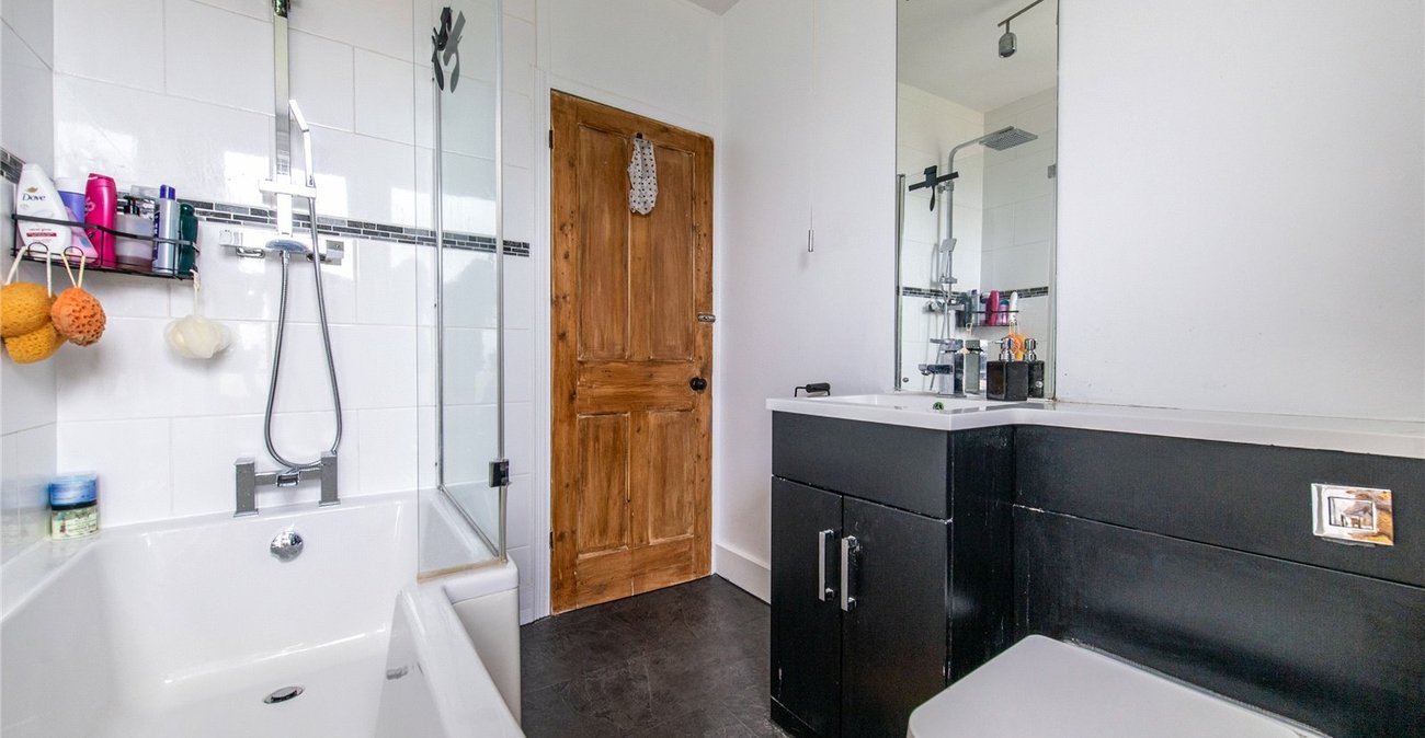 2 bedroom house for sale in Maidstone | Robinson Michael & Jackson