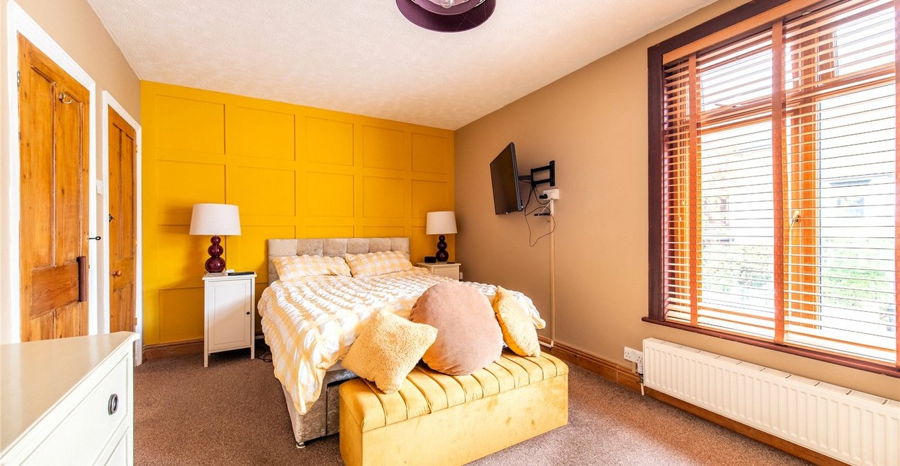 2 bedroom house for sale in Maidstone | Robinson Michael & Jackson