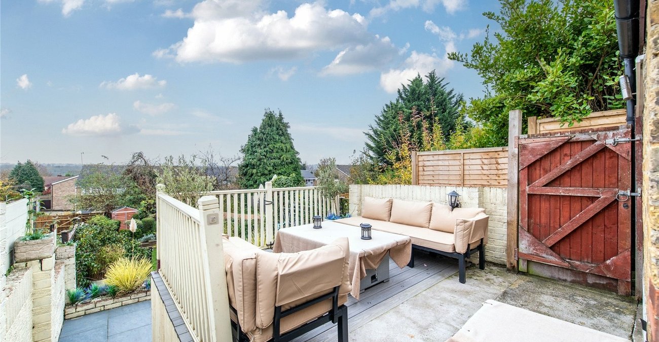 2 bedroom house for sale in Maidstone | Robinson Michael & Jackson