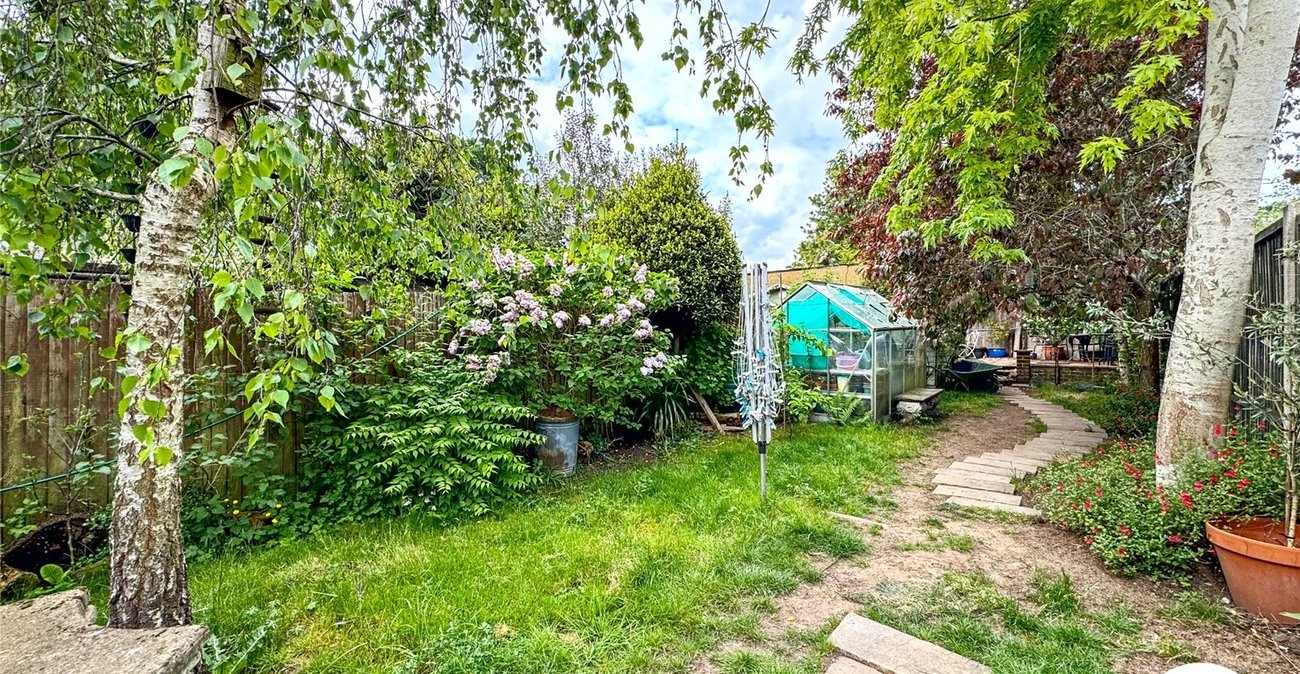 2 bedroom house for sale in Maidstone | Robinson Michael & Jackson