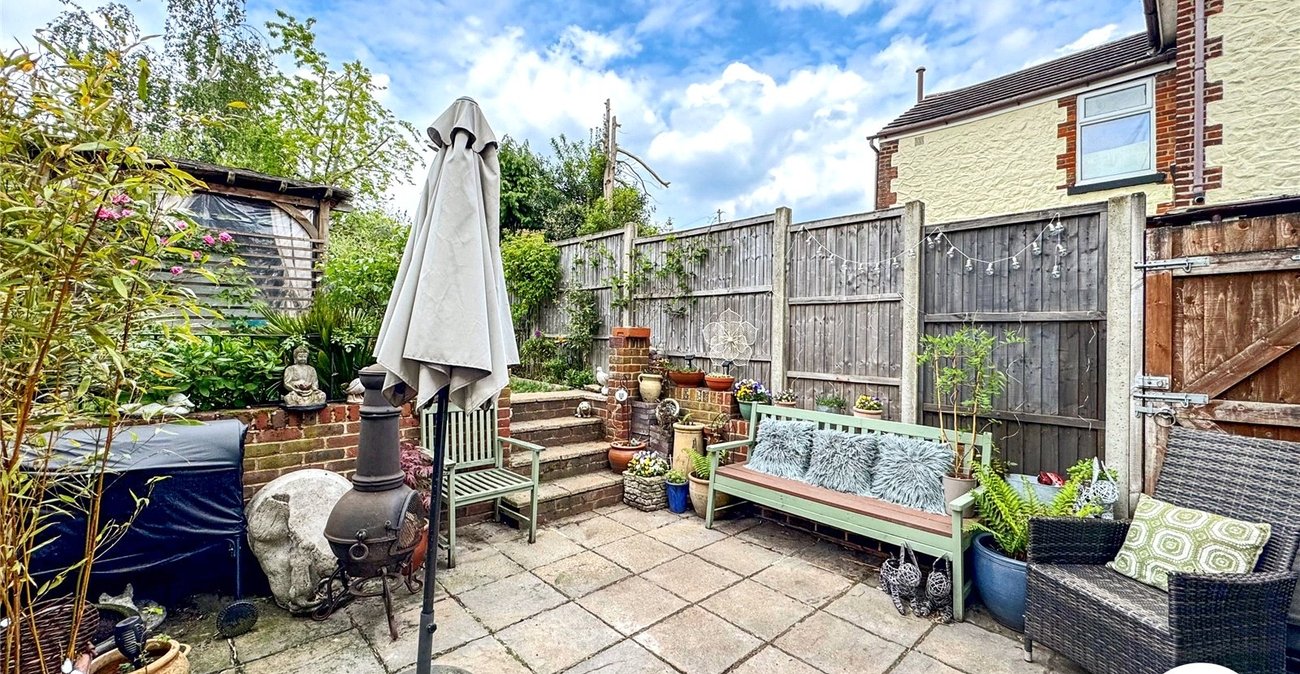 2 bedroom house for sale in Maidstone | Robinson Michael & Jackson