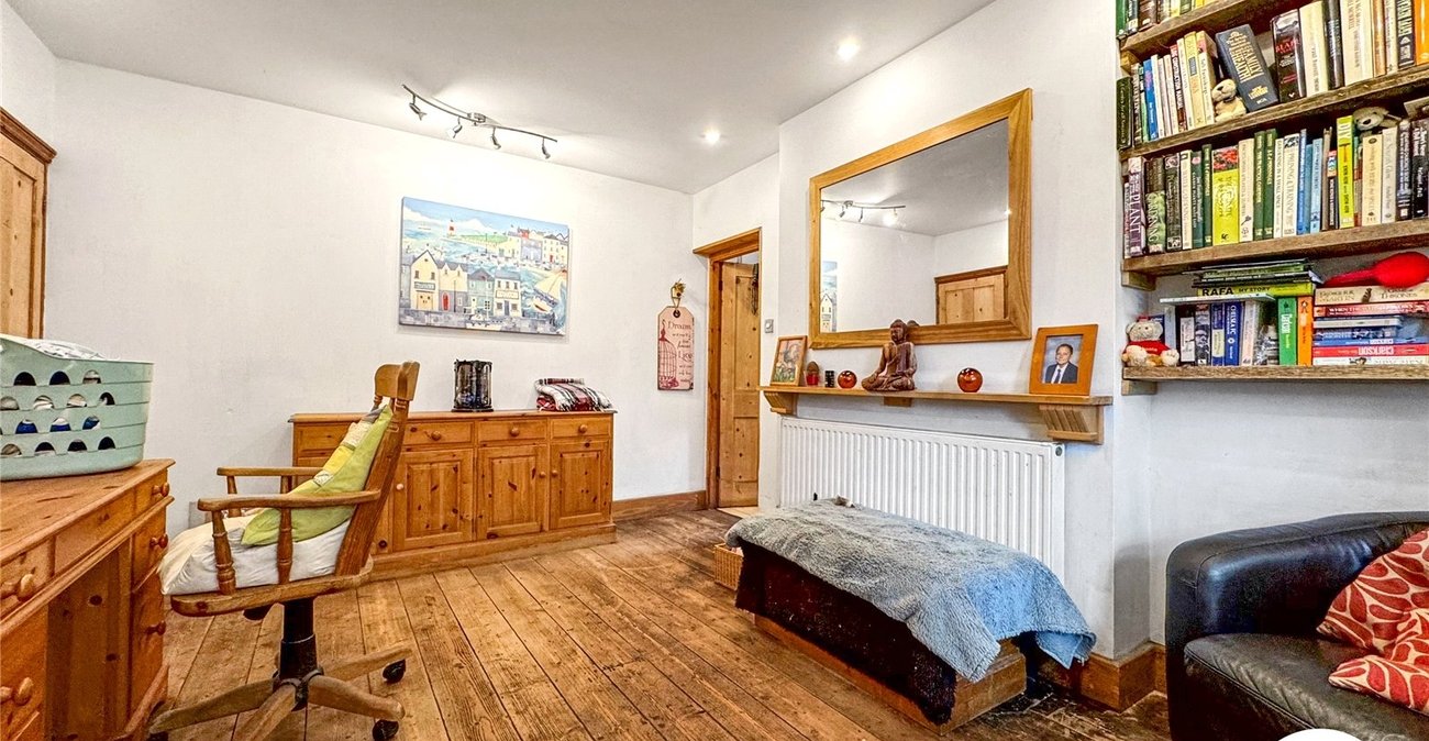 2 bedroom house for sale in Maidstone | Robinson Michael & Jackson