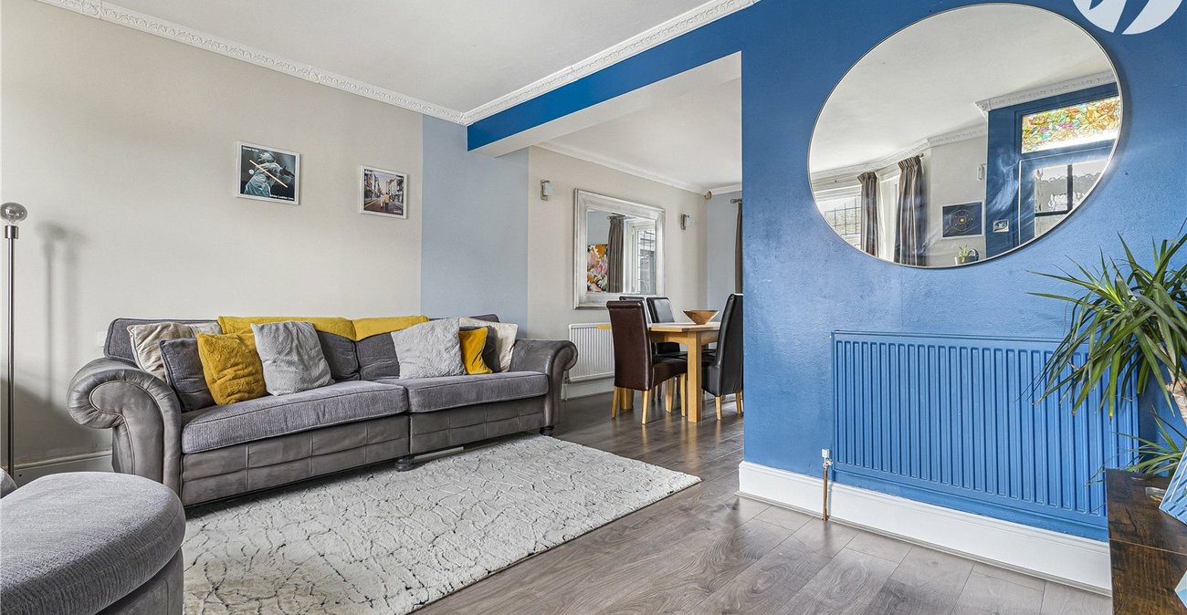 4 bedroom house for sale in Swanscombe | Robinson Jackson