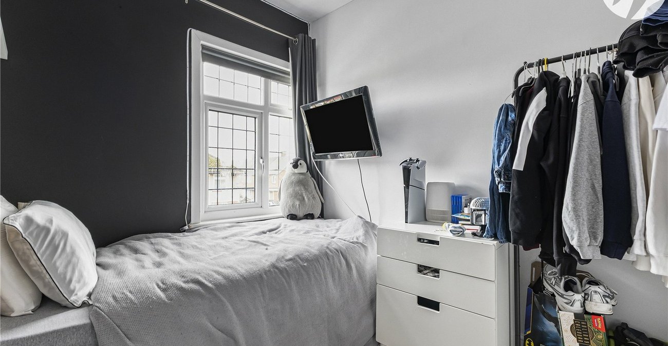 4 bedroom house for sale in Swanscombe | Robinson Jackson