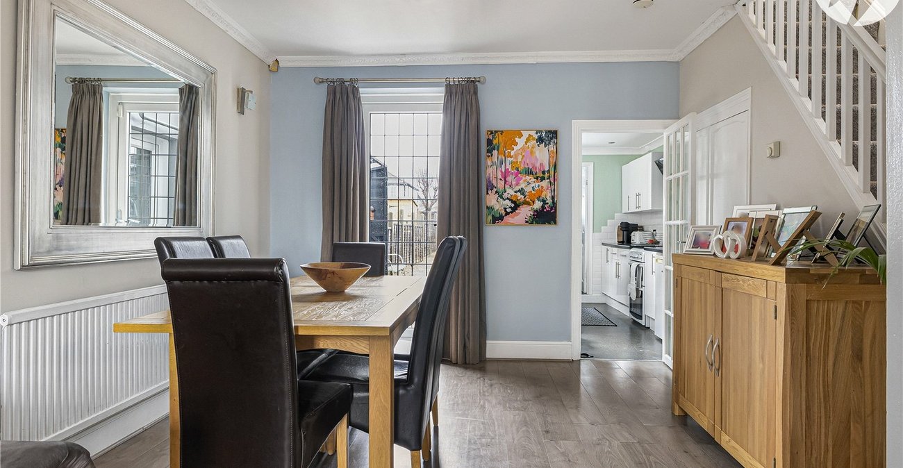 4 bedroom house for sale in Swanscombe | Robinson Jackson