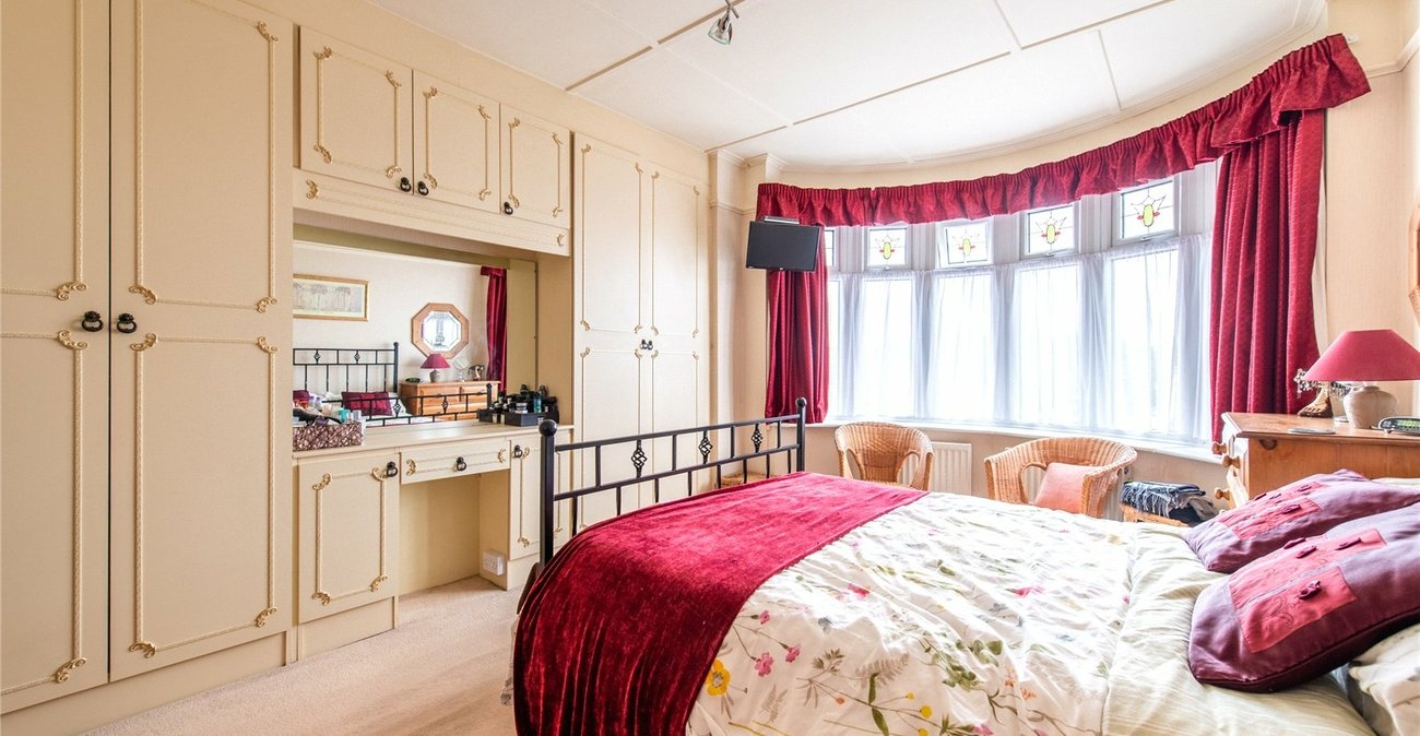 3 bedroom house for sale in Minster on Sea | Robinson Michael & Jackson