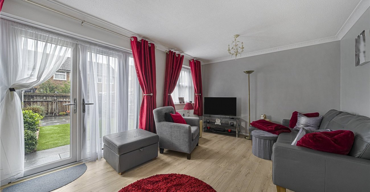 3 bedroom house for sale in West Dartford | Robinson Jackson