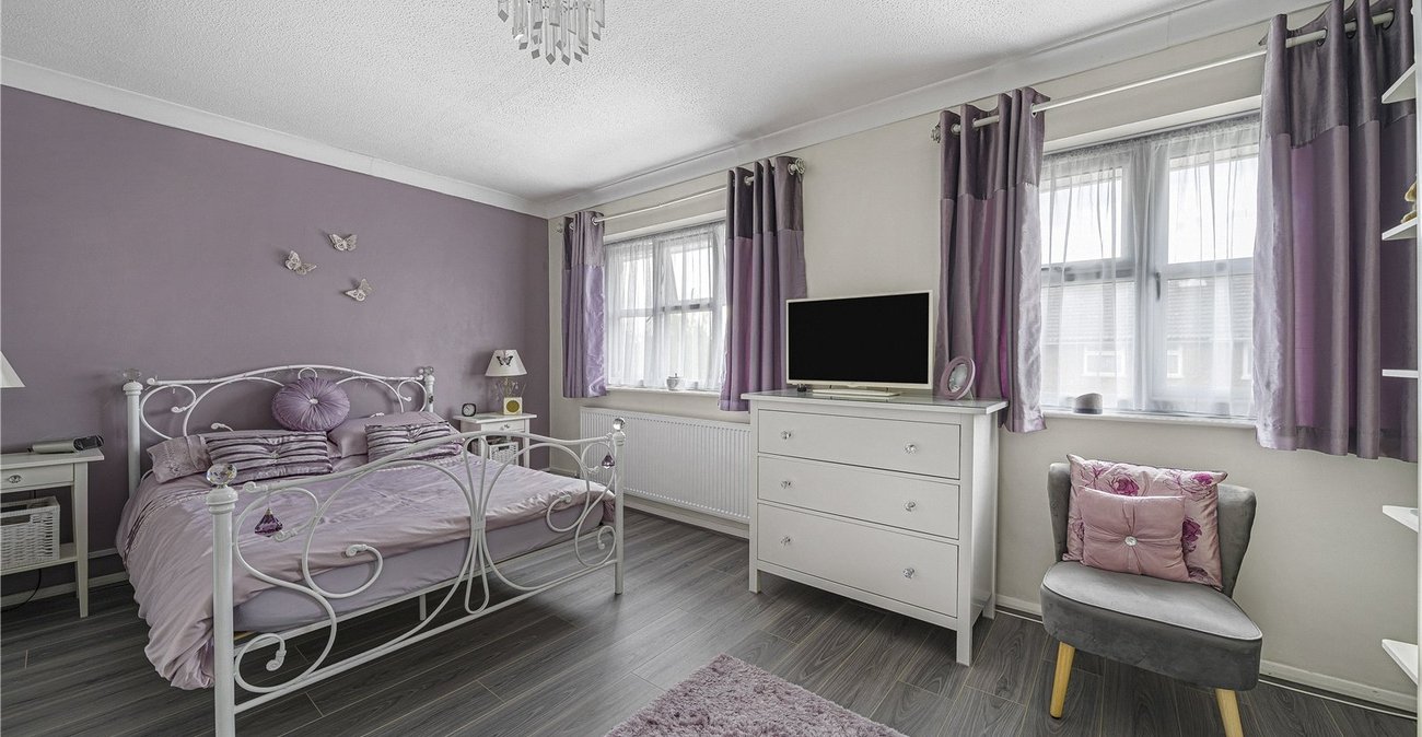 3 bedroom house for sale in West Dartford | Robinson Jackson