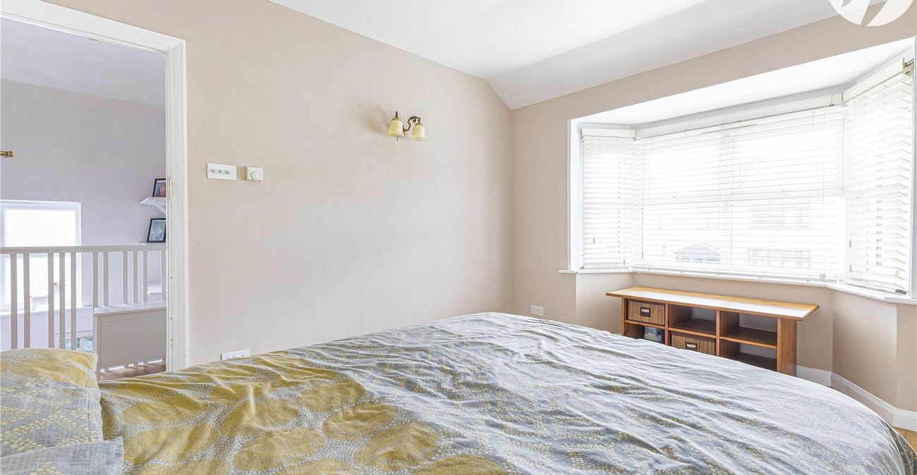 3 bedroom house for sale in Northfleet | Robinson Michael & Jackson