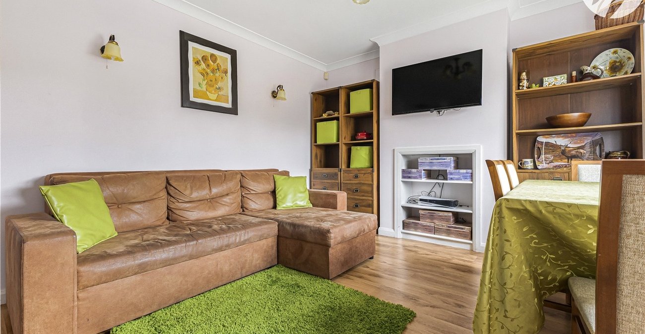 3 bedroom house for sale in Northfleet | Robinson Michael & Jackson
