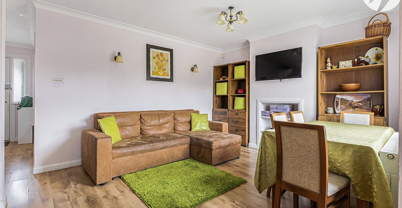 3 bedroom house for sale in Northfleet | Robinson Michael & Jackson