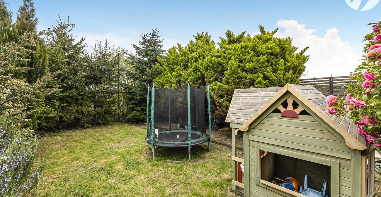 3 bedroom house for sale in Northfleet | Robinson Michael & Jackson