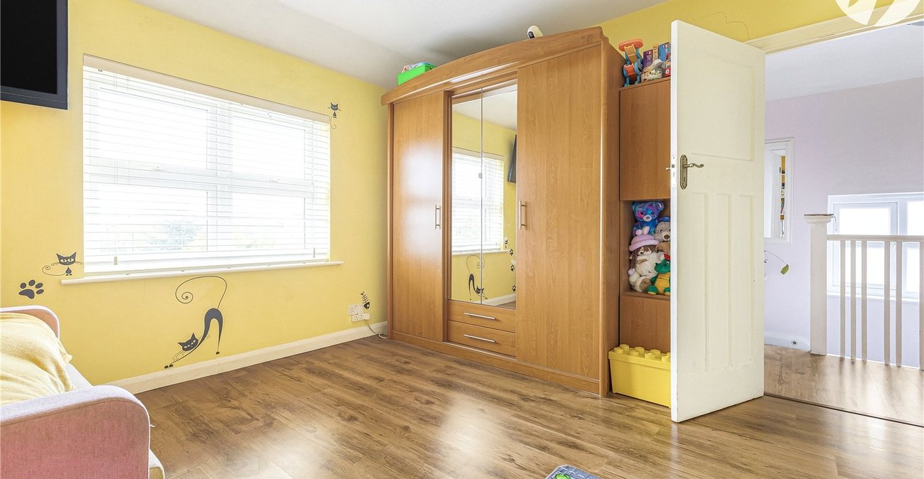 3 bedroom house for sale in Northfleet | Robinson Michael & Jackson