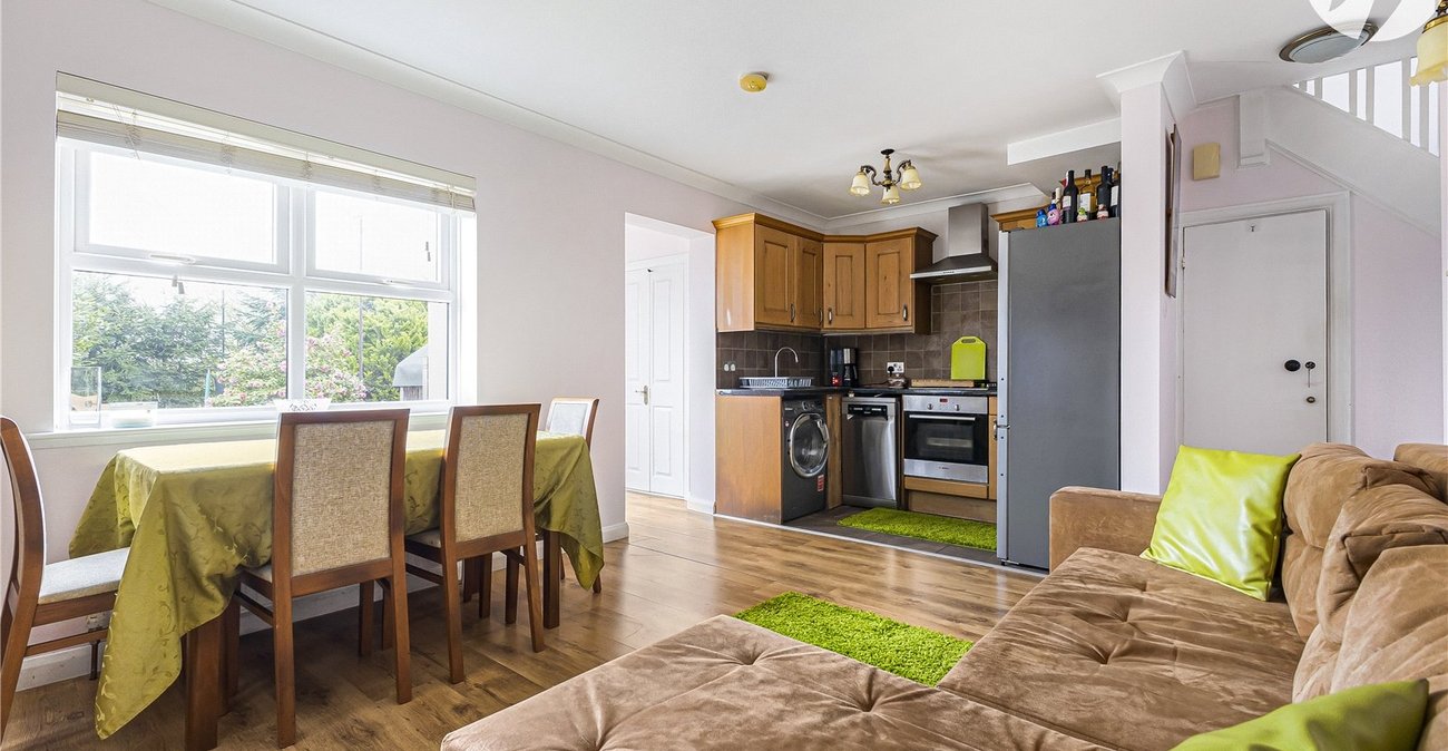 3 bedroom house for sale in Northfleet | Robinson Michael & Jackson