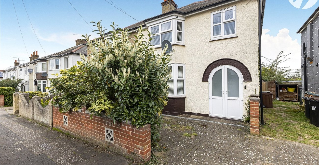 3 bedroom house for sale in Northfleet | Robinson Michael & Jackson