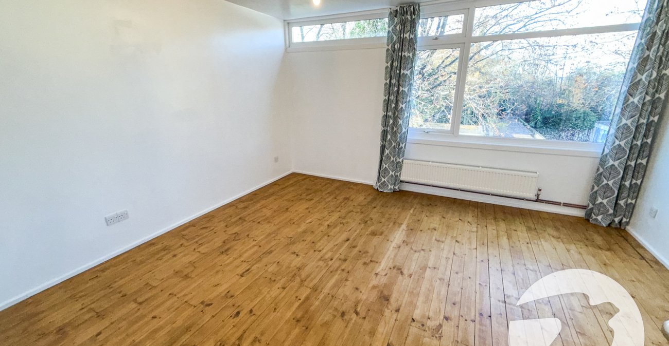 2 bedroom property for sale in Court Road | Robinson Jackson