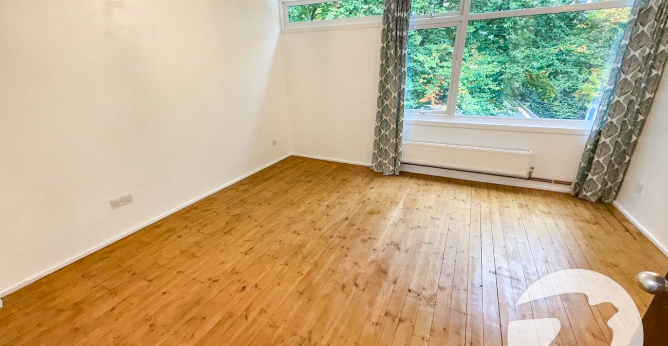 2 bedroom property for sale in Court Road | Robinson Jackson