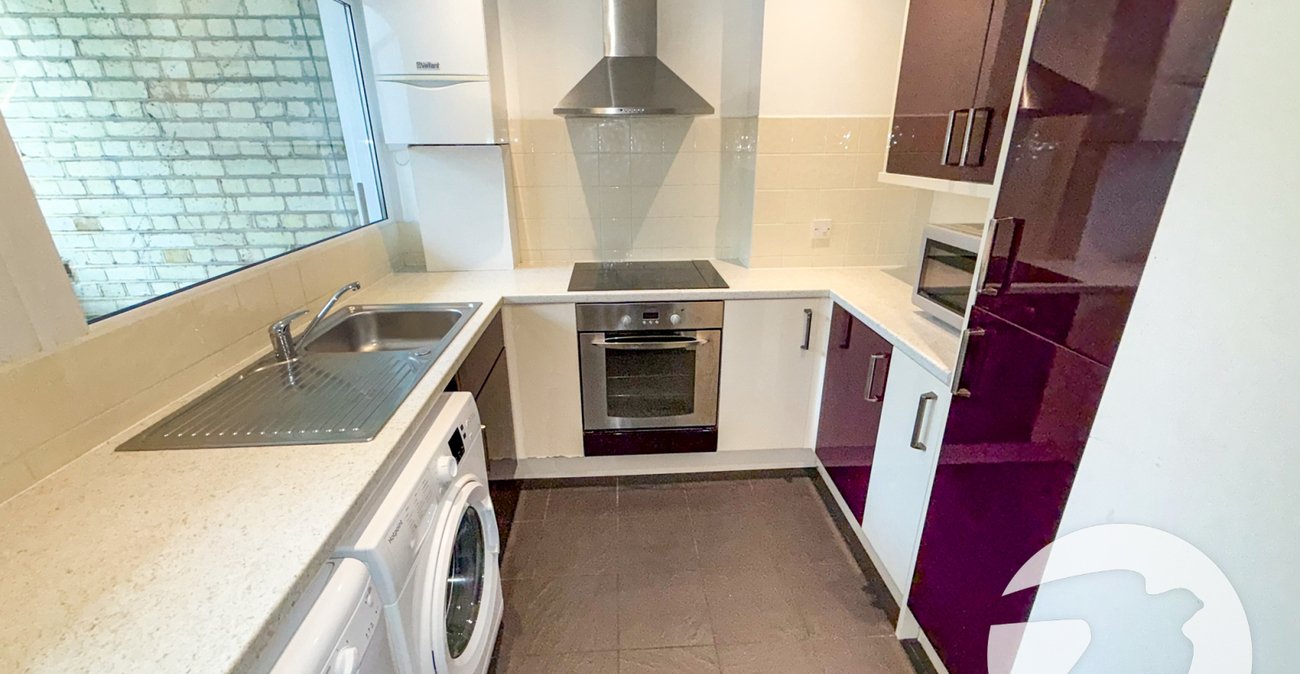 2 bedroom property for sale in Court Road | Robinson Jackson