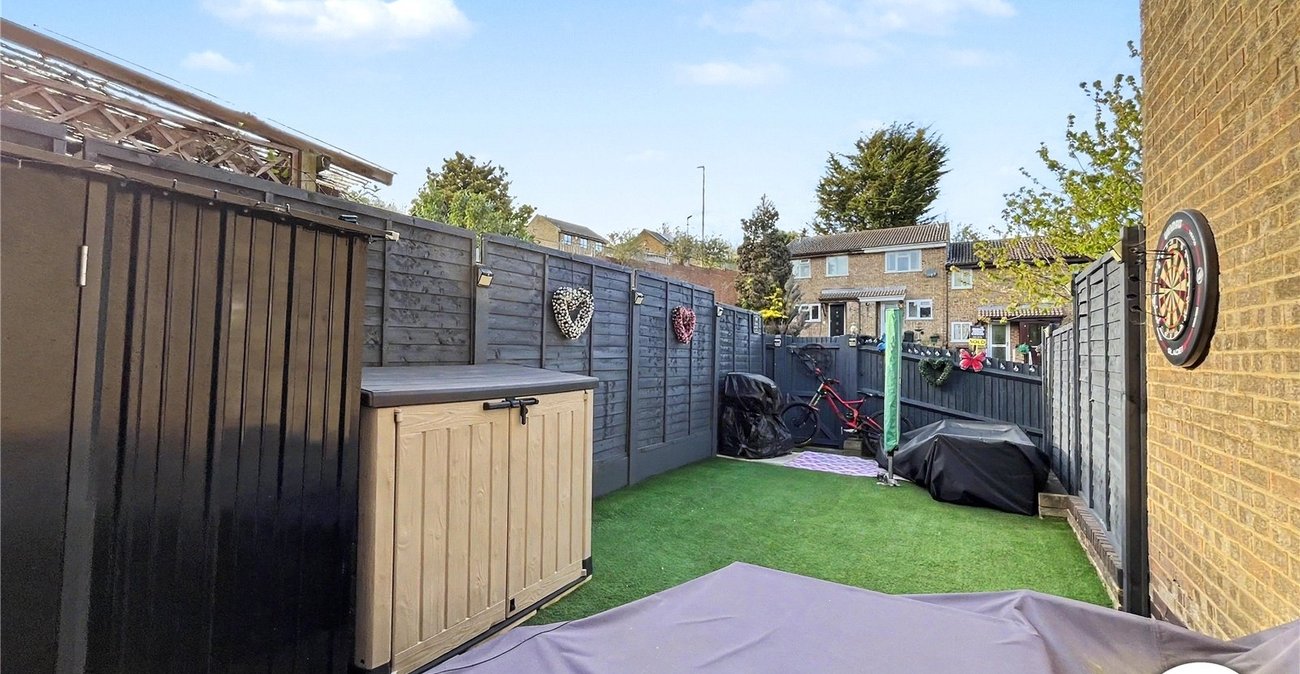 2 bedroom house for sale in Chatham | Robinson Michael & Jackson