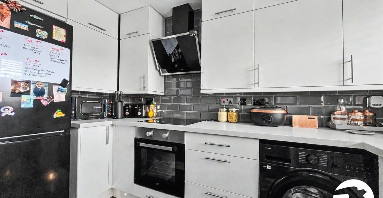 2 bedroom house for sale in Chatham | Robinson Michael & Jackson