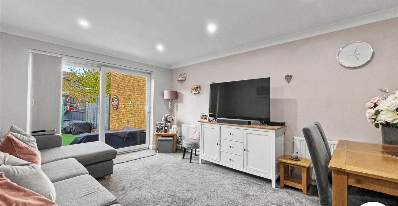 2 bedroom house for sale in Chatham | Robinson Michael & Jackson