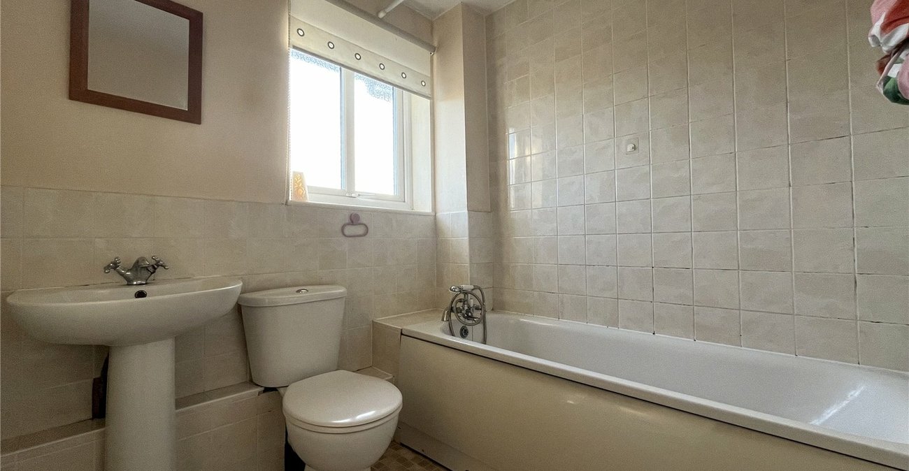 1 bedroom house for sale in Princes Park | Robinson Michael & Jackson