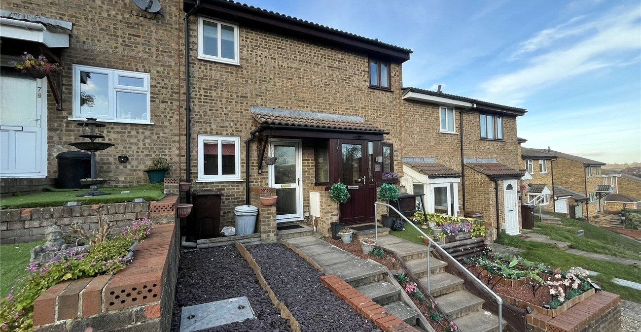 1 bedroom house for sale in Princes Park | Robinson Michael & Jackson