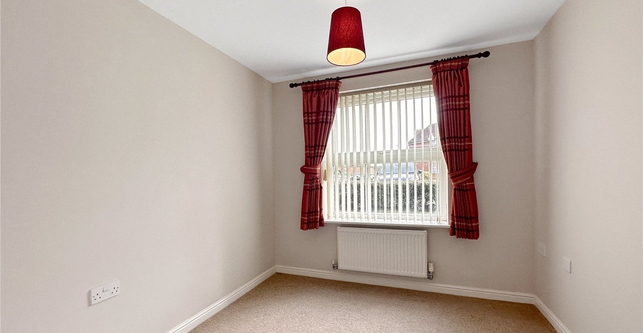 2 bedroom property for sale in Kemsley | Robinson Michael & Jackson