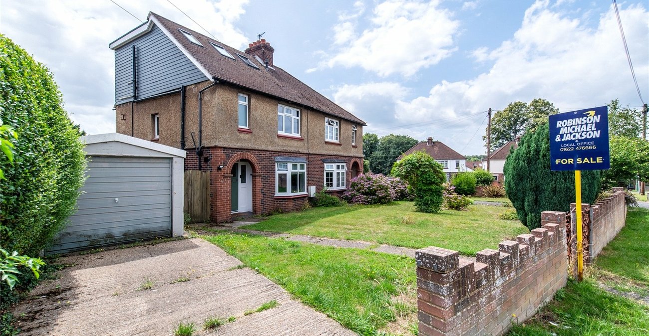 4 bedroom house for sale in Maidstone | Robinson Michael & Jackson