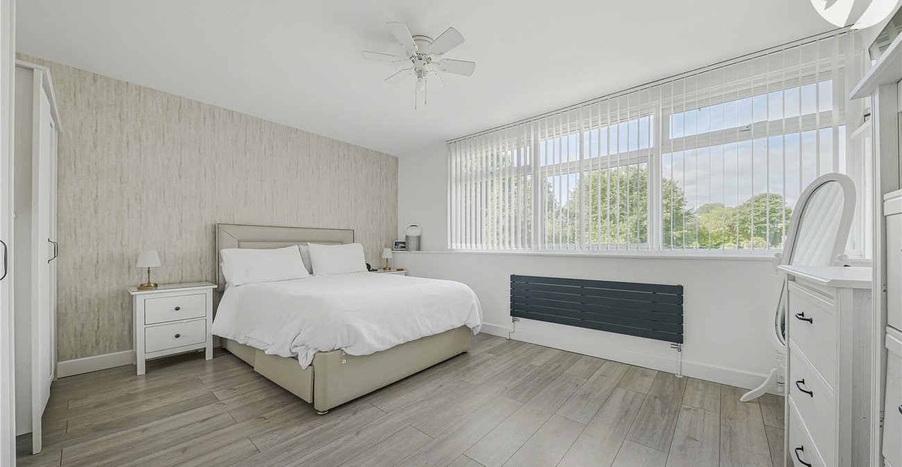 2 bedroom house for sale in Dartford | Robinson Jackson