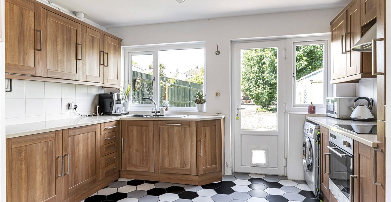 2 bedroom house for sale in Welling | Robinson Jackson
