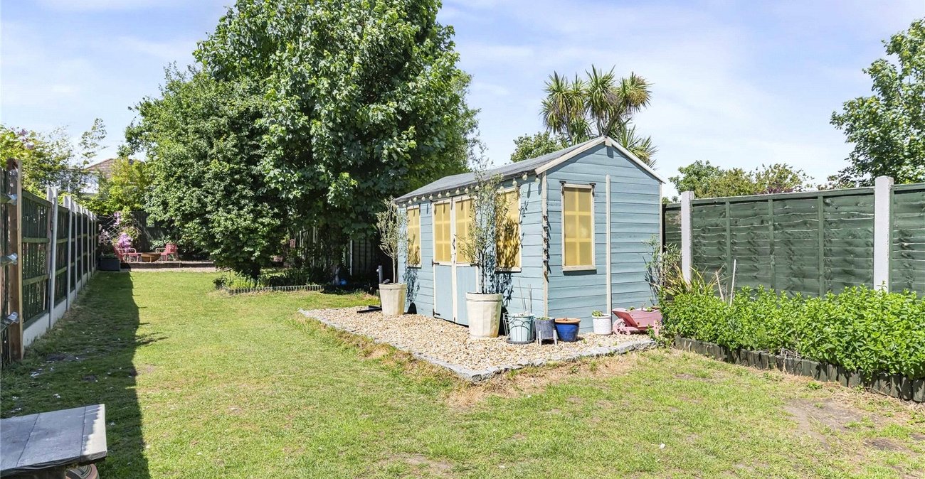 2 bedroom house for sale in Welling | Robinson Jackson