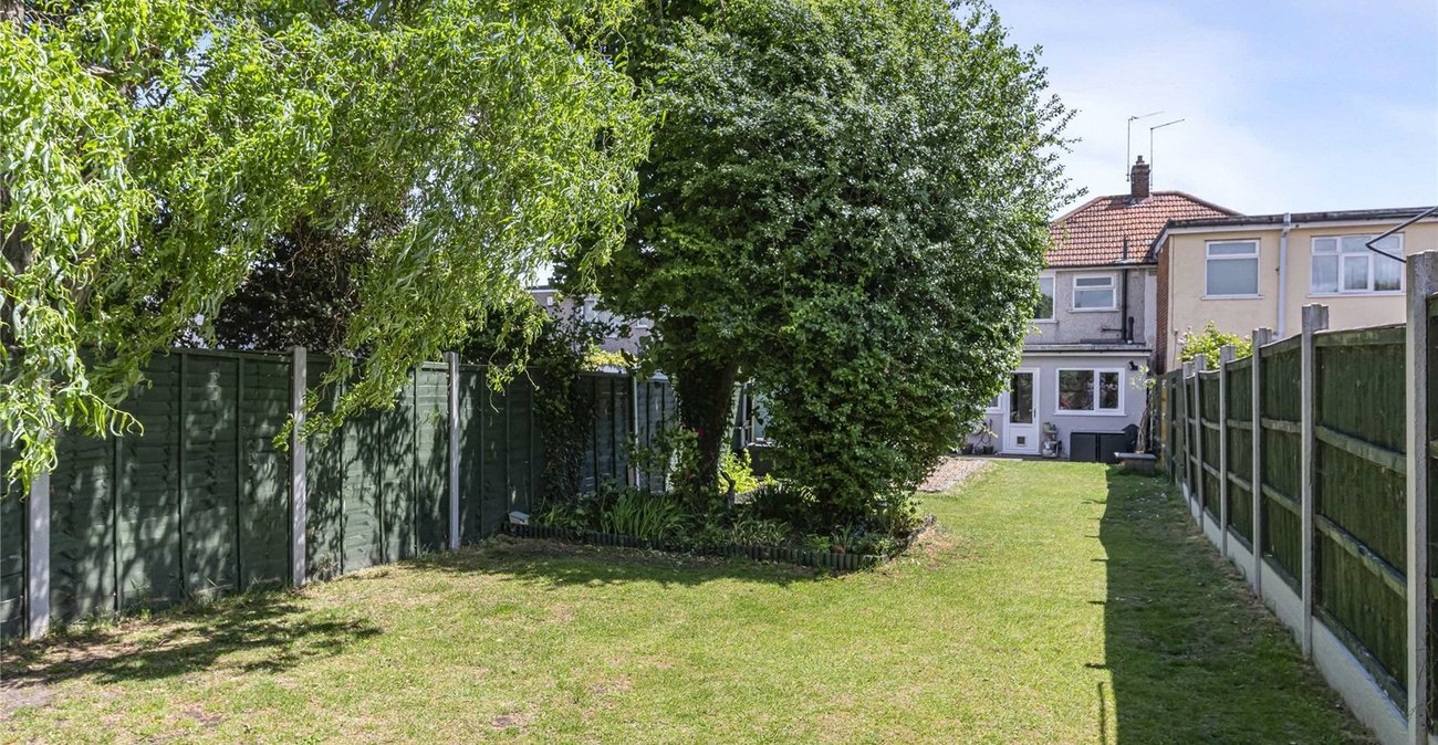 2 bedroom house for sale in Welling | Robinson Jackson