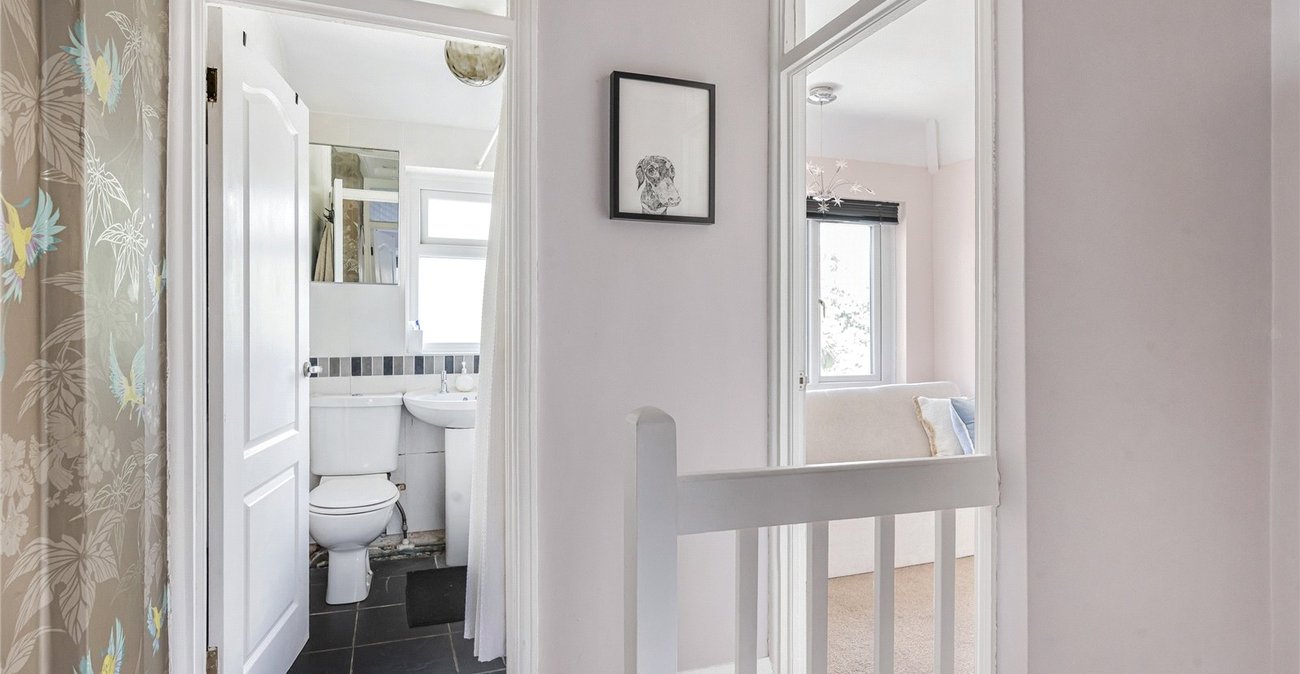 2 bedroom house for sale in Welling | Robinson Jackson