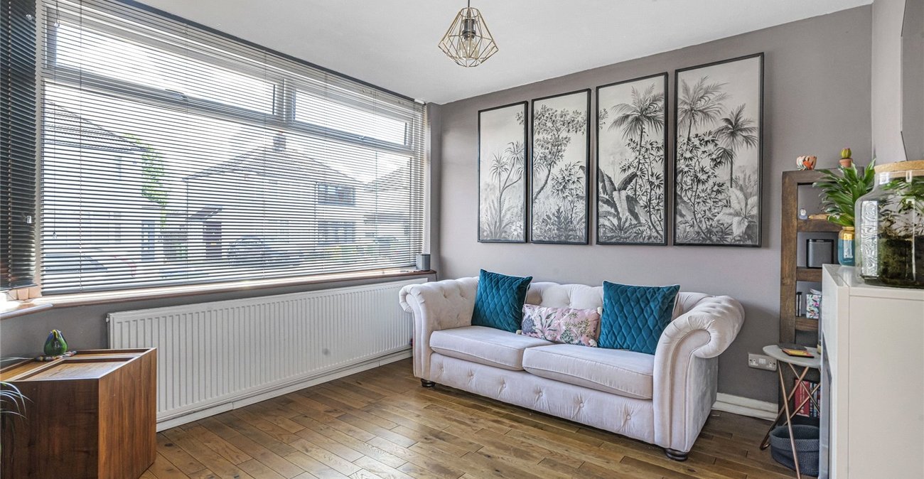 2 bedroom house for sale in Welling | Robinson Jackson