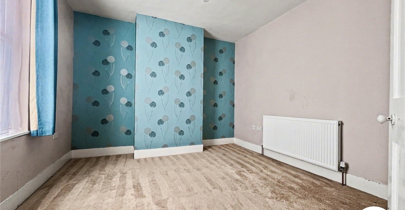 2 bedroom house for sale in Strood | Robinson Michael & Jackson