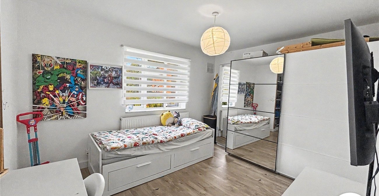 2 bedroom house for sale in Chatham | Robinson Michael & Jackson
