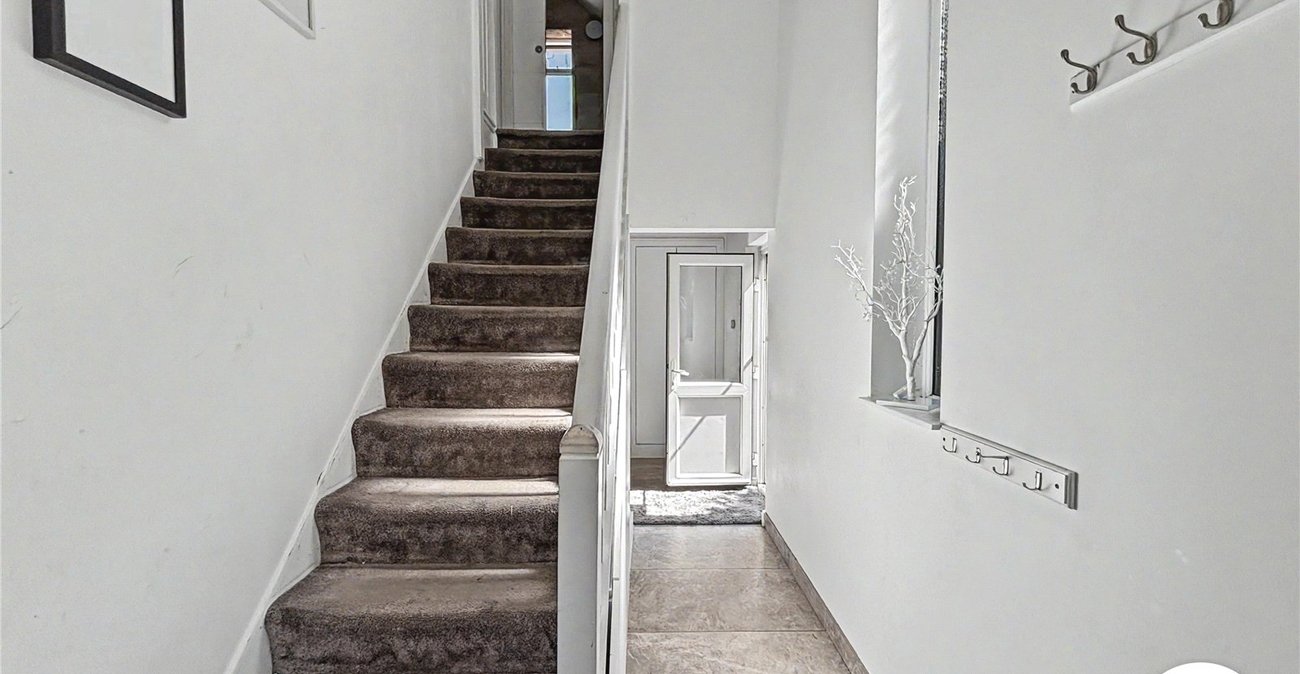 2 bedroom house for sale in Chatham | Robinson Michael & Jackson