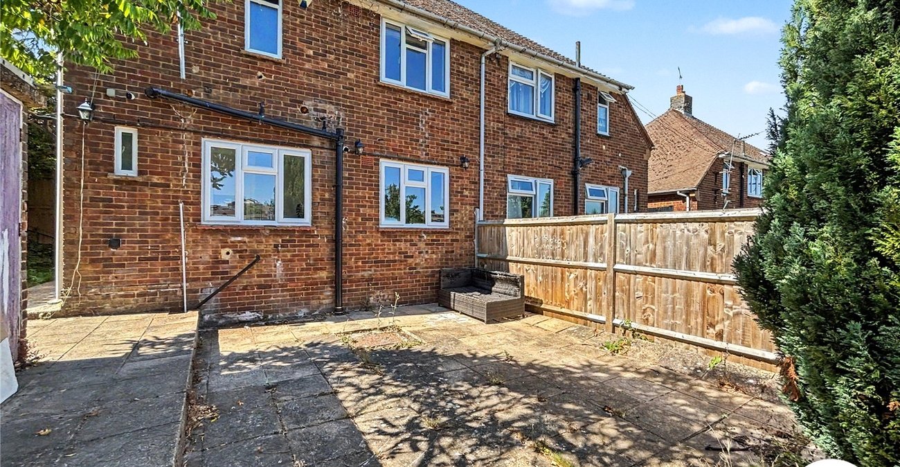 2 bedroom house for sale in Chatham | Robinson Michael & Jackson