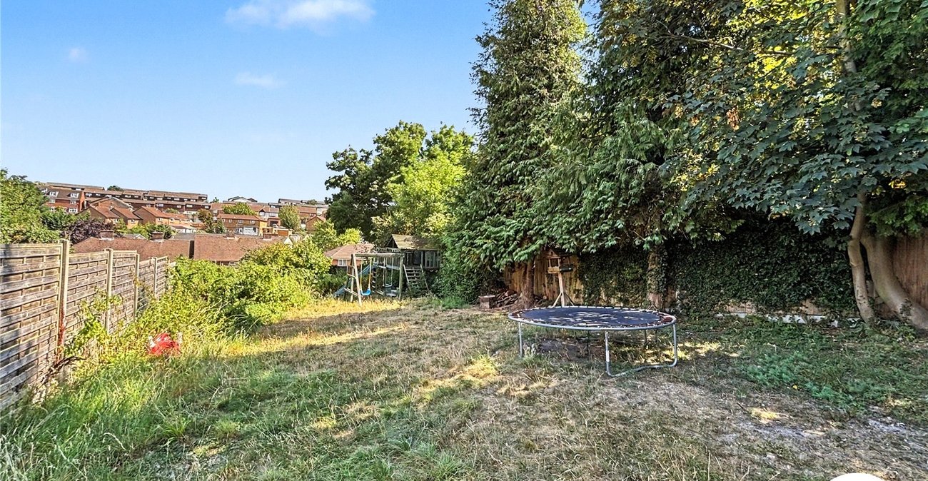 2 bedroom house for sale in Chatham | Robinson Michael & Jackson