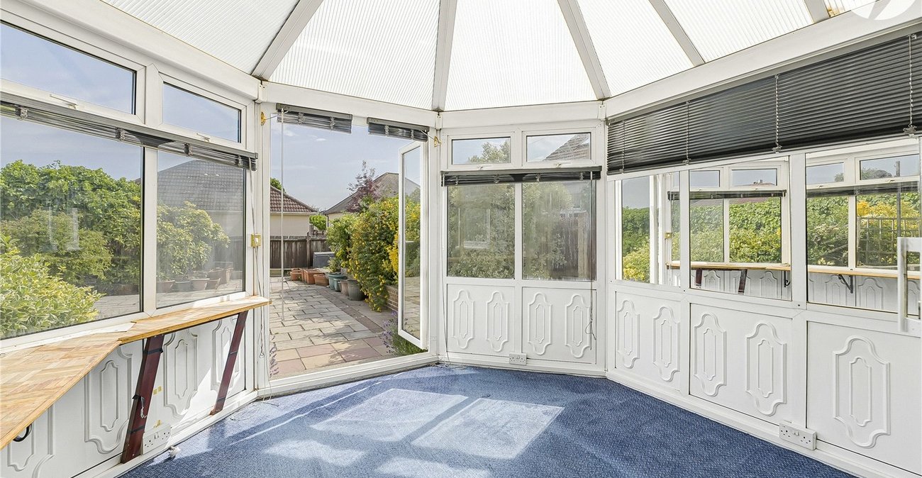 2 bedroom bungalow for sale in Sidcup | Robinson Jackson