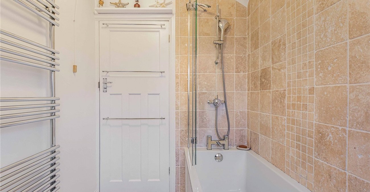 3 bedroom house for sale in Welling | Robinson Jackson